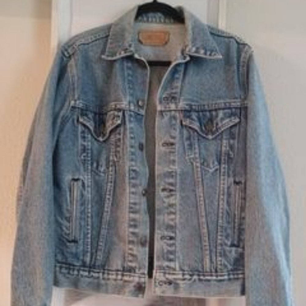 Levi's Light Blue Denim Jean Jacket